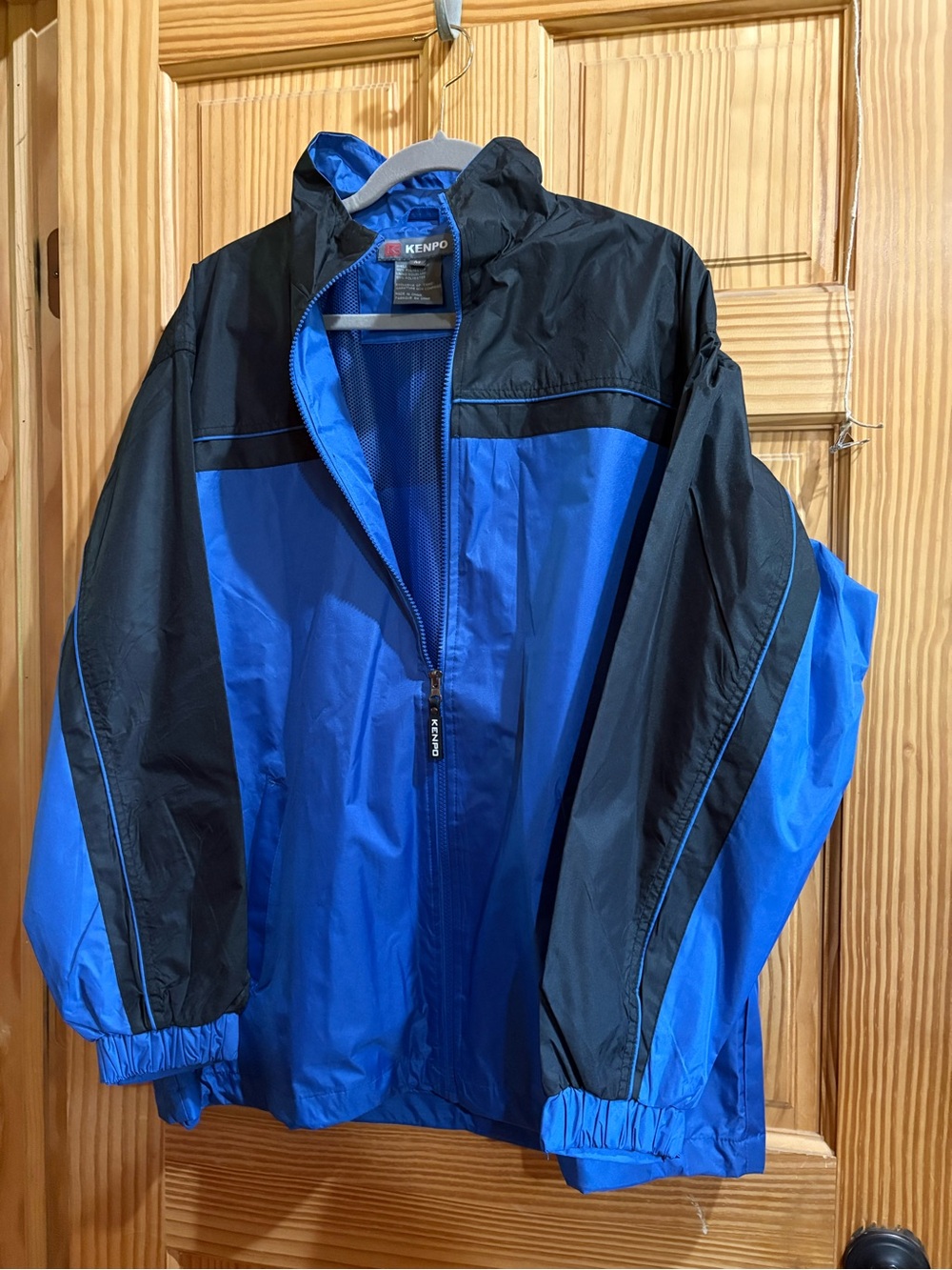 Men's Blue & Black Windbreaker Jacket. Medium